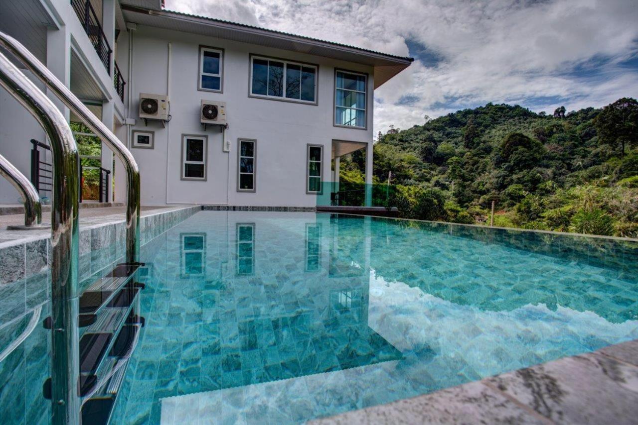 Kamala Amanah Hill Hotel Exterior photo